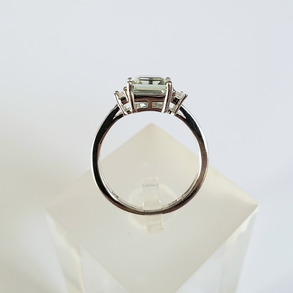 2ct Emerald Cut Green Amethyst Ring - Picture 4 of 8